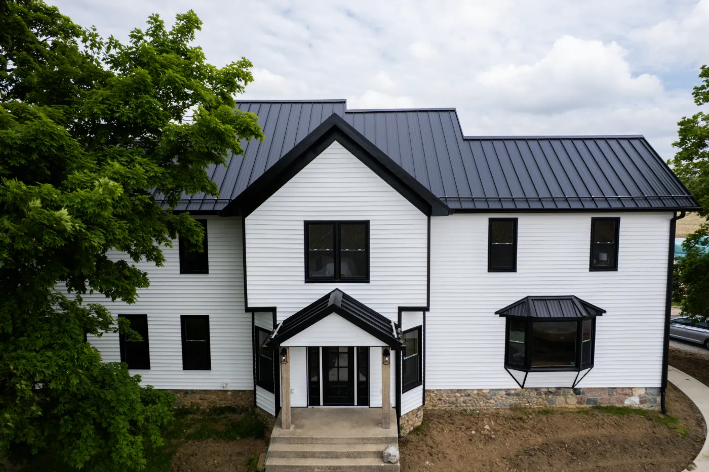 Vinyl siding replacement completed in Raintree Village